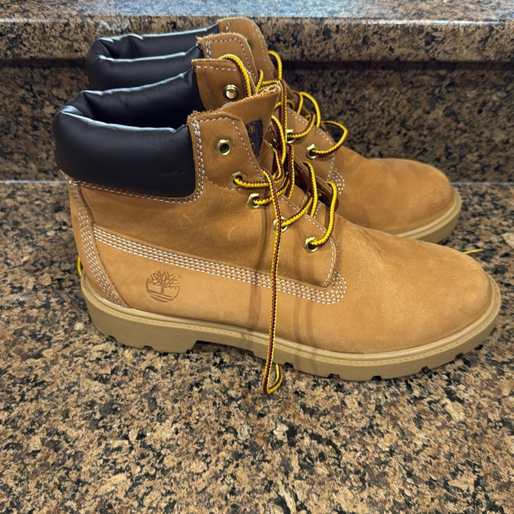 Timberland boots size 4.5 Y